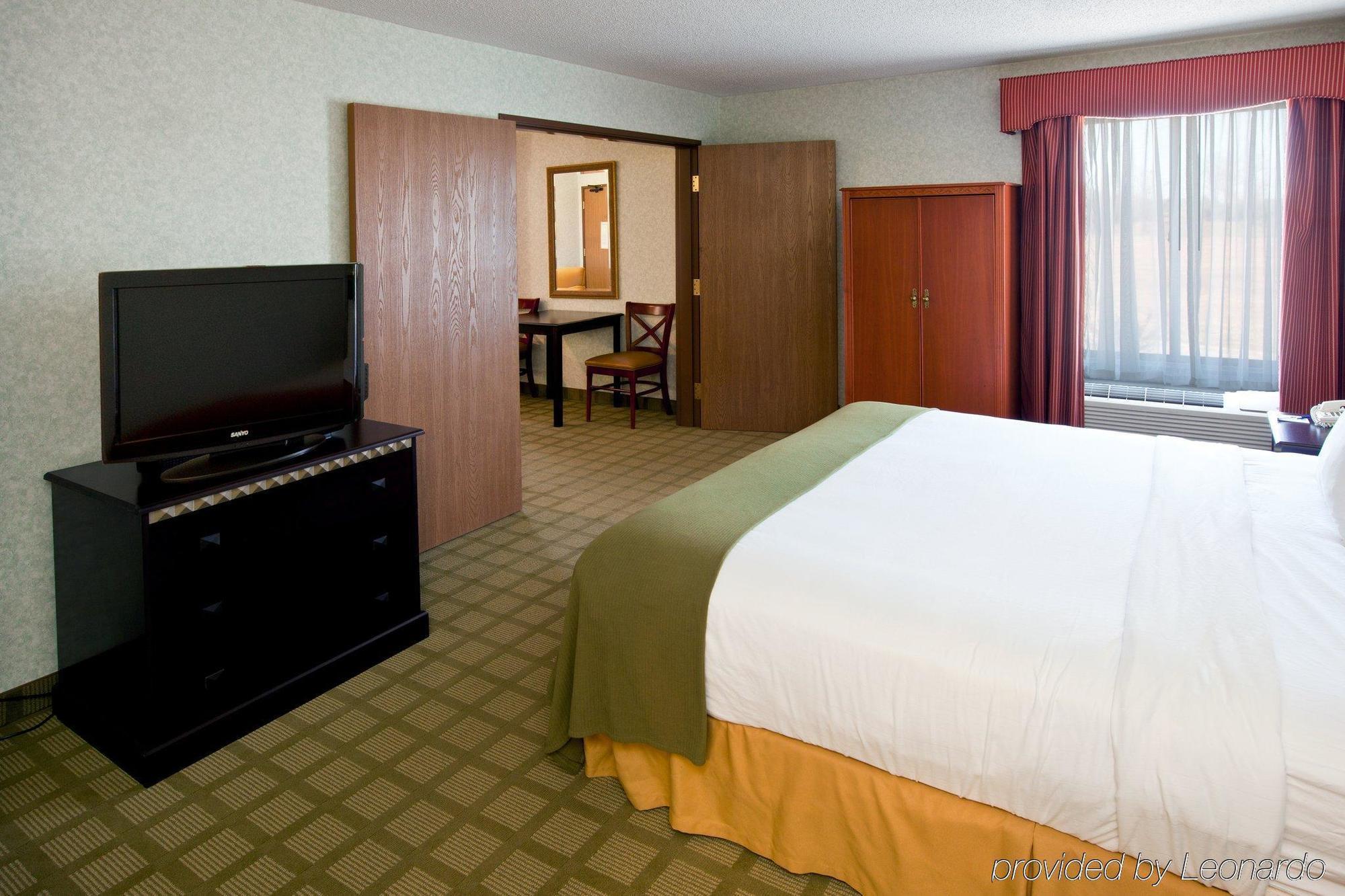 Holiday Inn Express Corydon By Ihg Bilik gambar