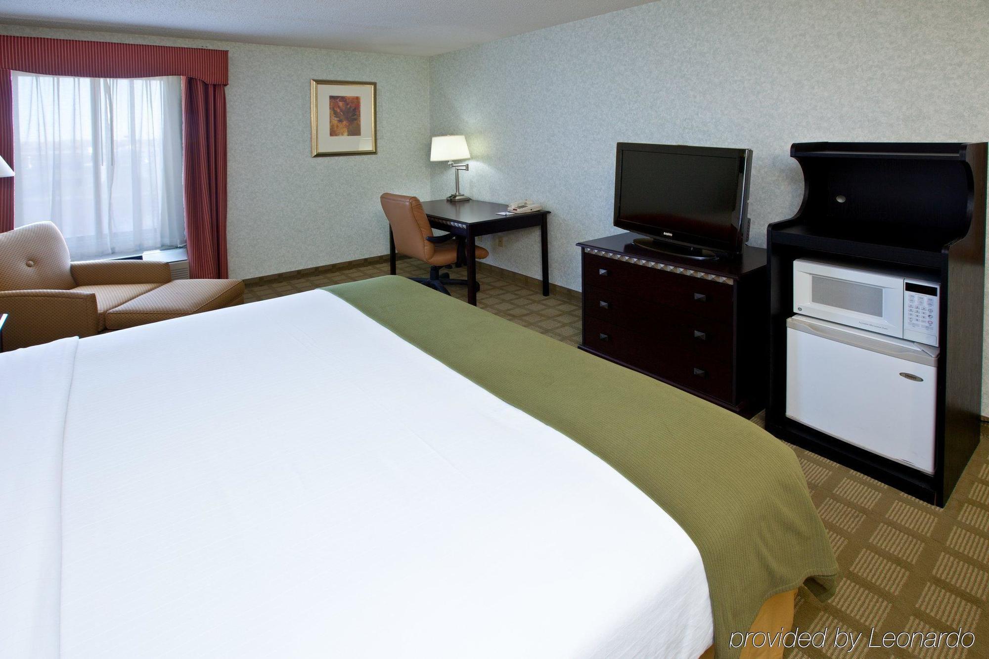 Holiday Inn Express Corydon By Ihg Bilik gambar